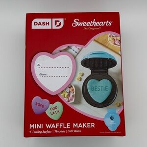 Dash Sweethearts Mini Waffle Maker Limited Edition